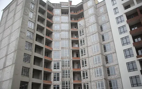 9-та секція одягається. Утеплюємо фасади ЖК Синергія Сіті за стандартами бізнес-класу