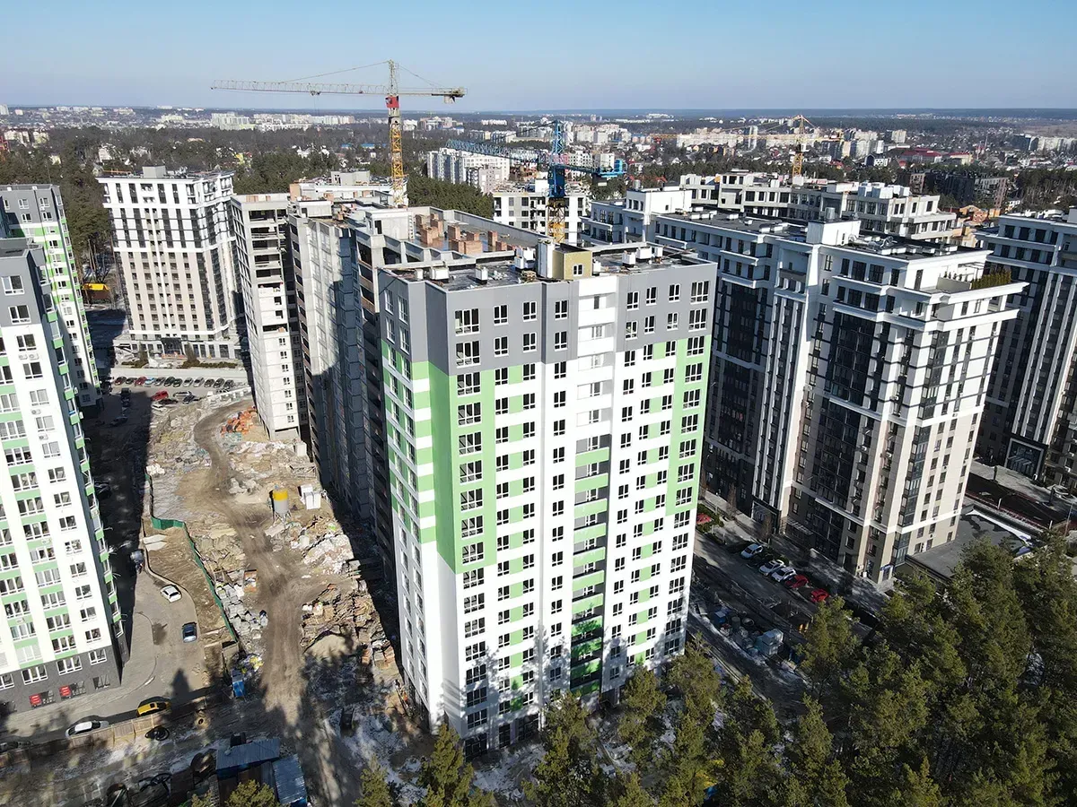 Щомісячний фотозвіт з будмайданчиків Будівельної групи Синергія - 1