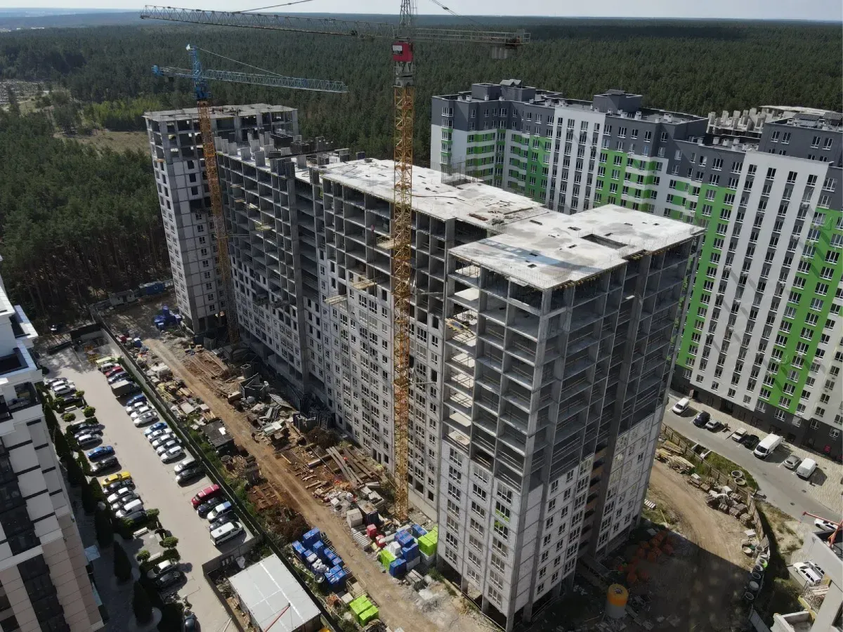 Щомісячний фотозвіт з будмайданчиків Будівельної групи Синергія - 6